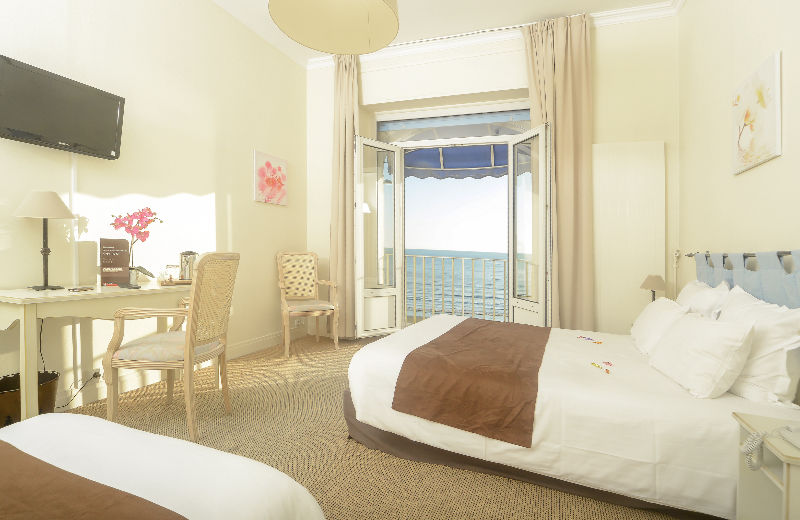 Cerise Royan - Le Grand Hotel De La Plage Εξωτερικό φωτογραφία